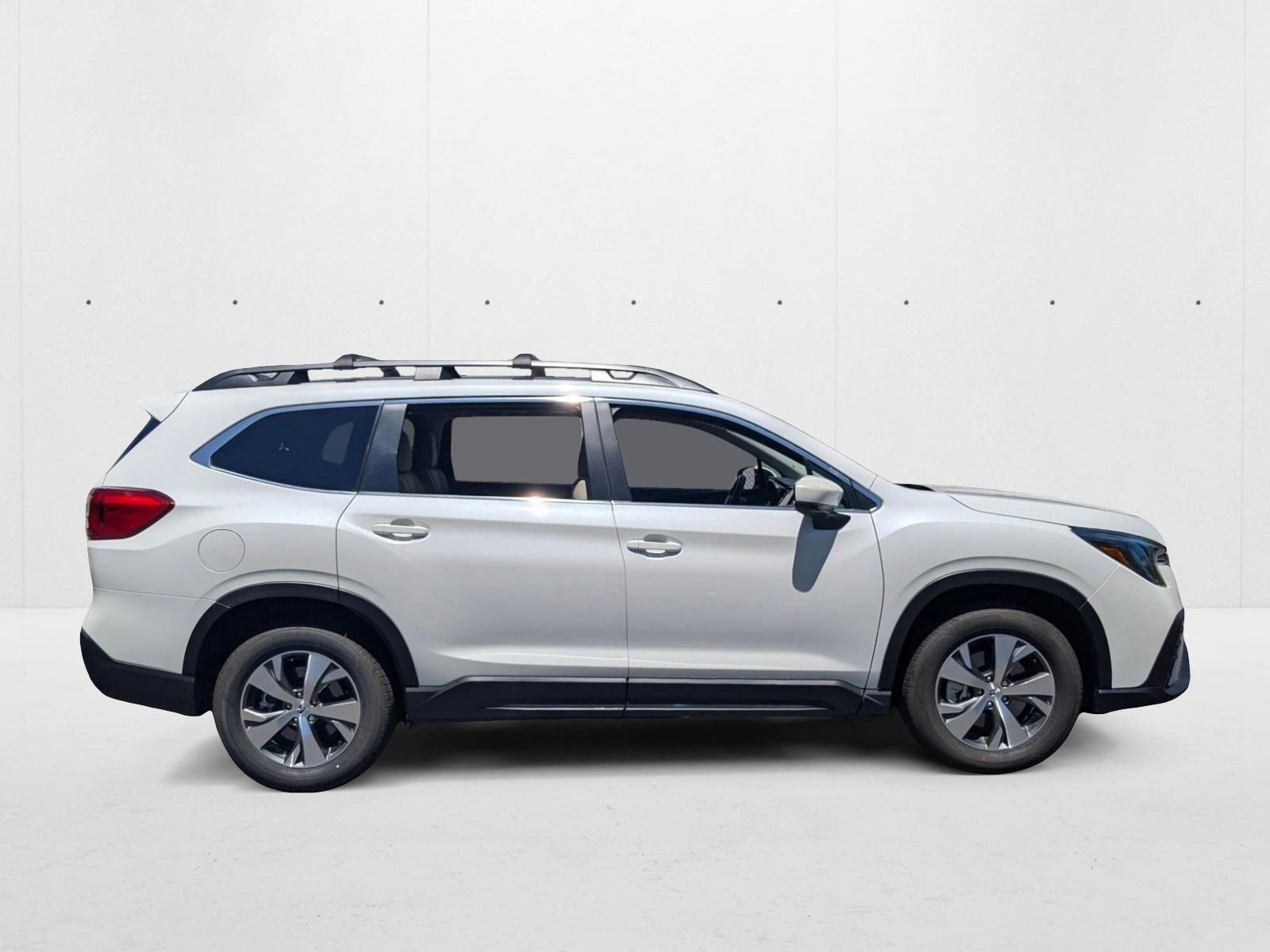 2024 Subaru Ascent Premium photo 4