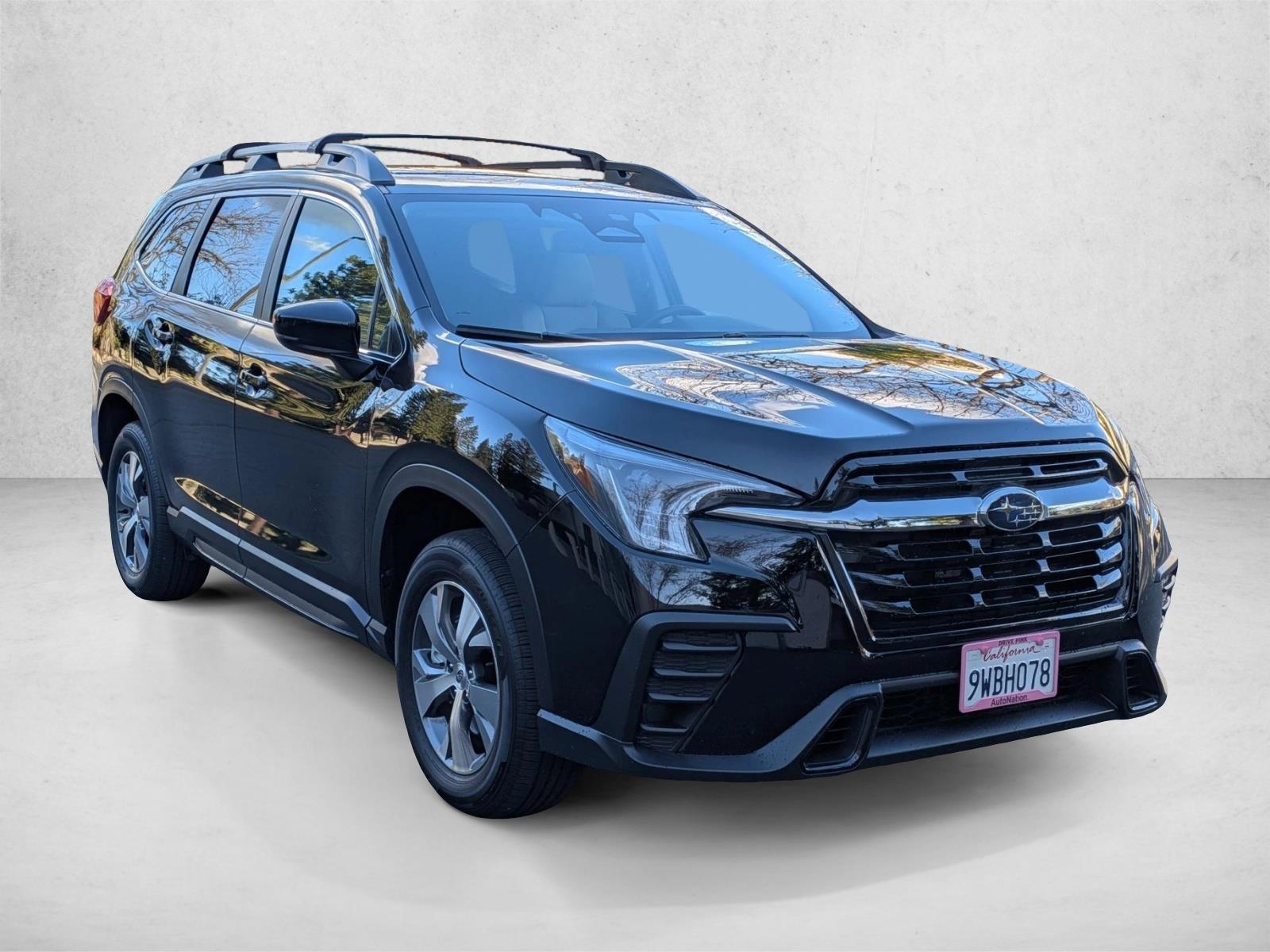 2025 Subaru Ascent Premium photo 3