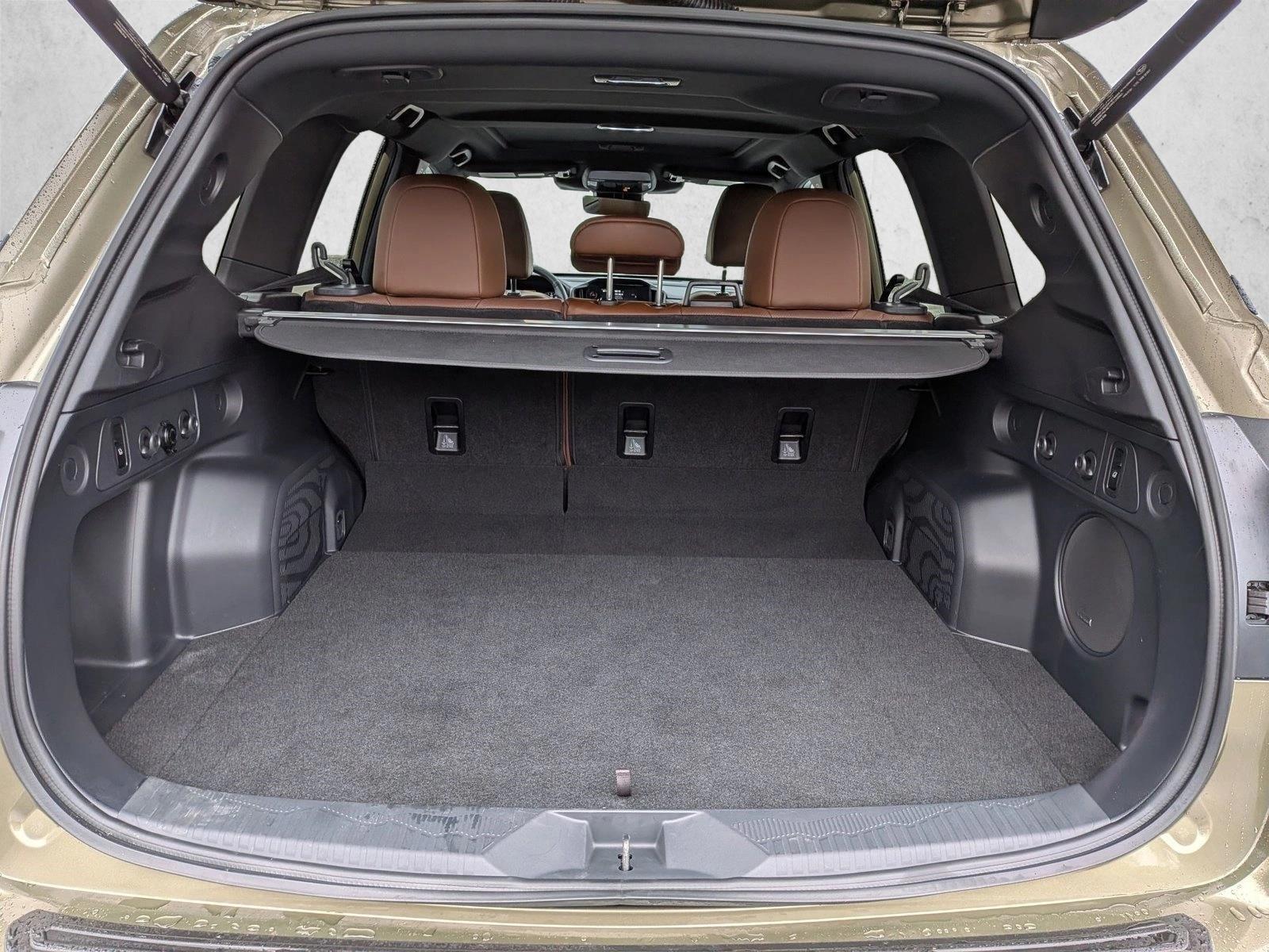 2026 Subaru Forester Touring photo 5