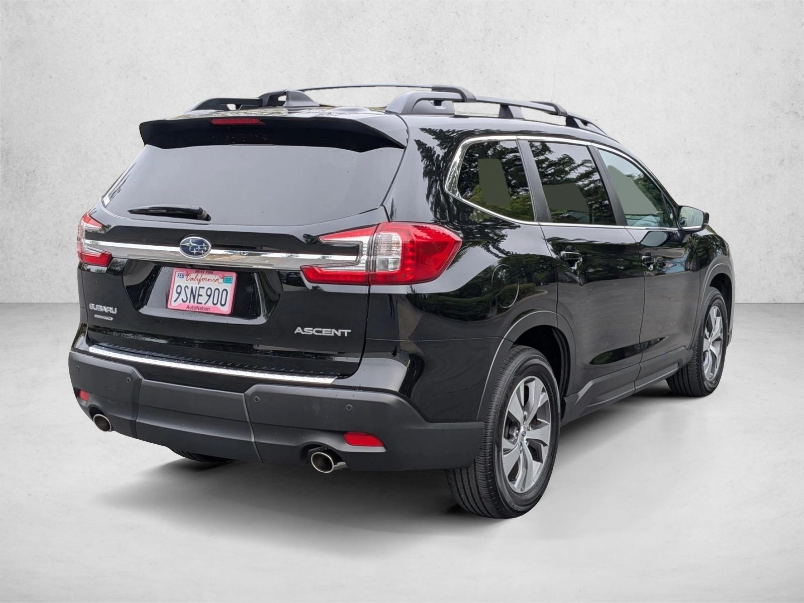 2025 Subaru Ascent Premium photo 4