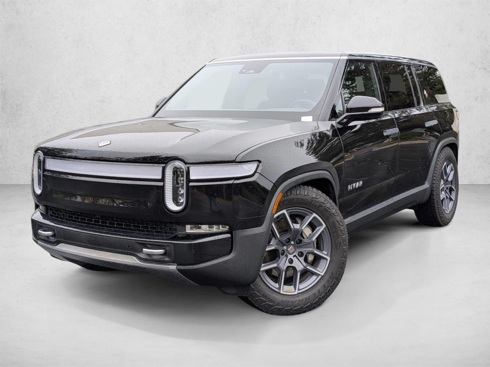 2024 Rivian R1S Adventure's photo