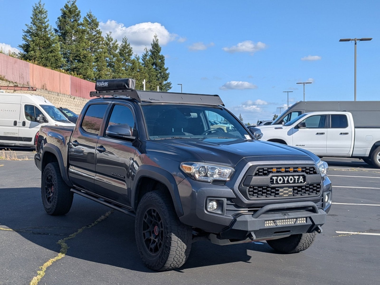 2019 Toyota Tacoma TRD Off Road photo 3