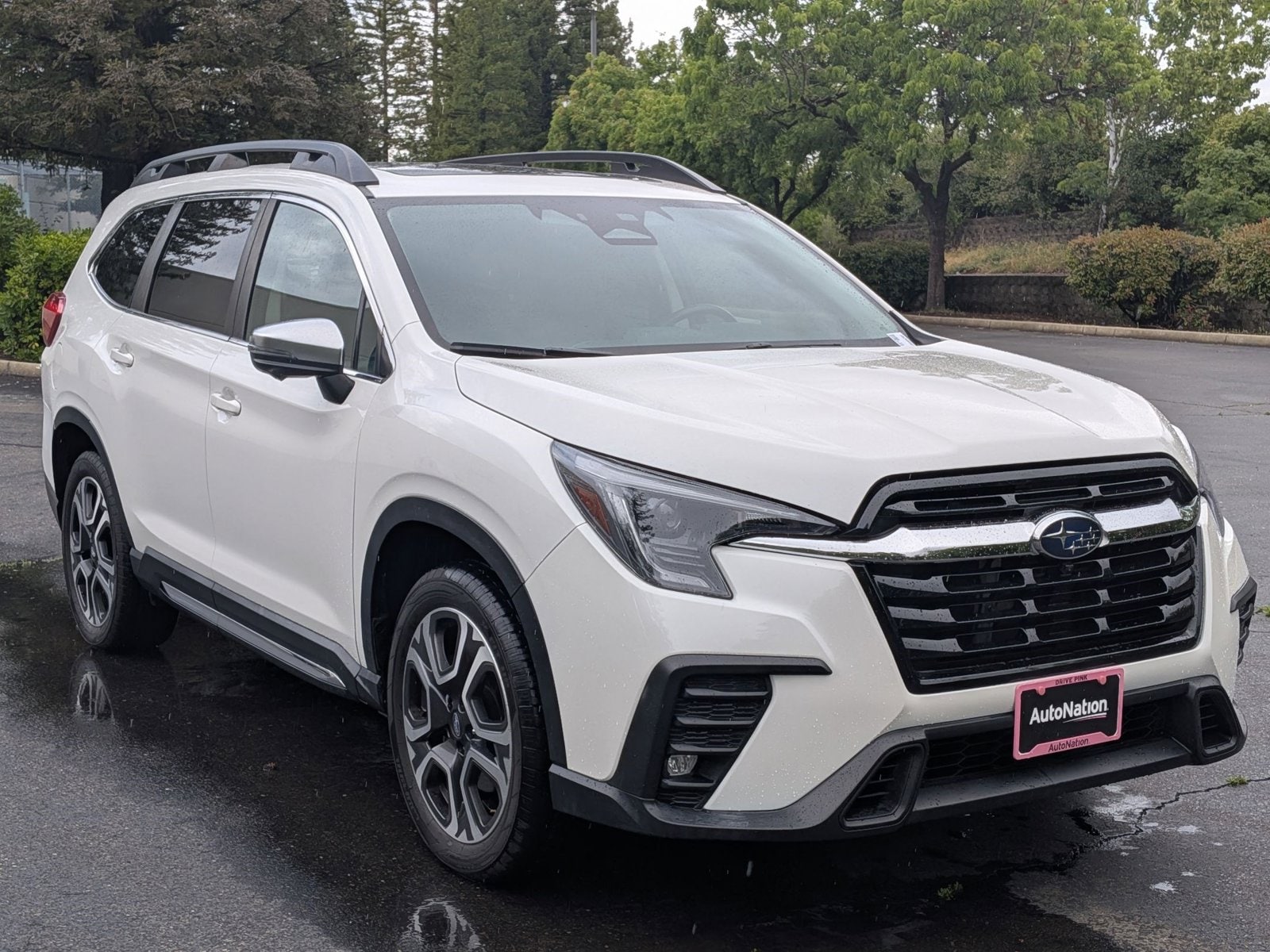 2023 Subaru Ascent Limited photo 3