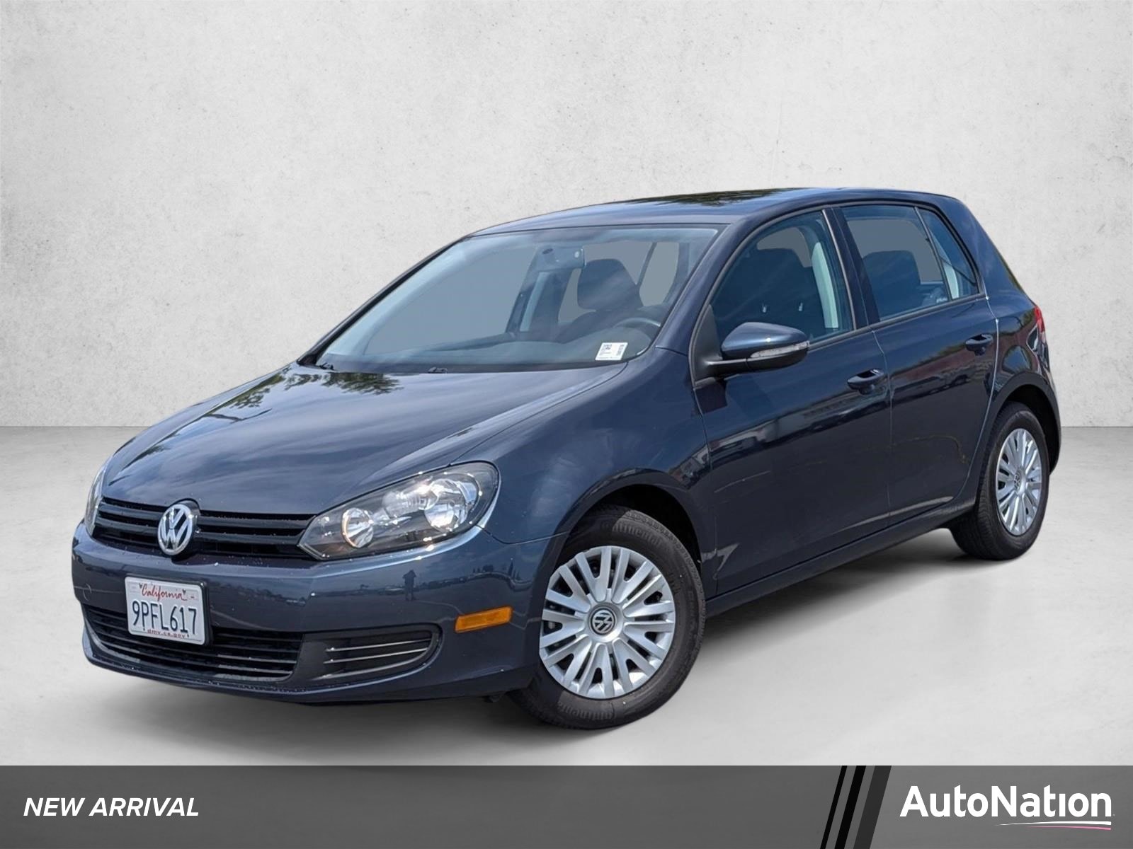 2013 Volkswagen Golf 2.5L 4-door Auto w/Conv. & Sunroof PZEV's photo