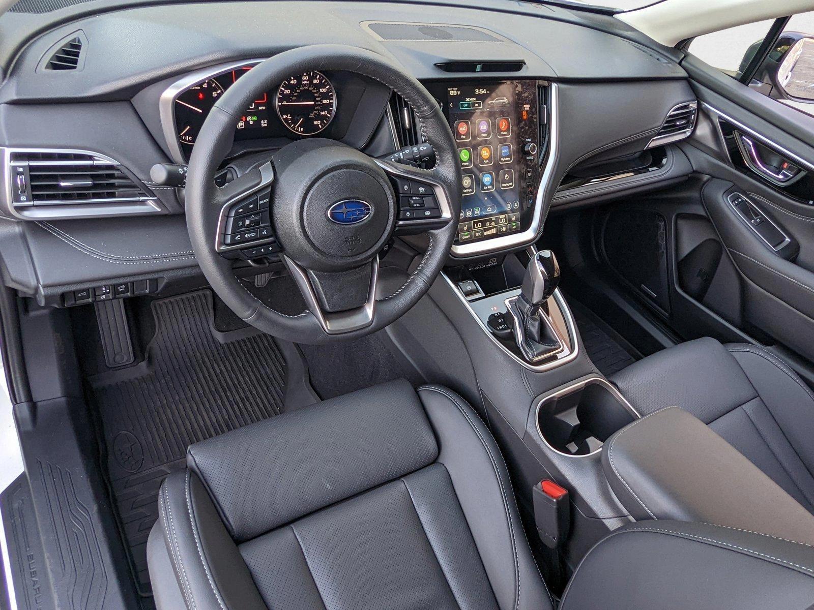 2025 Subaru Outback Limited photo 3