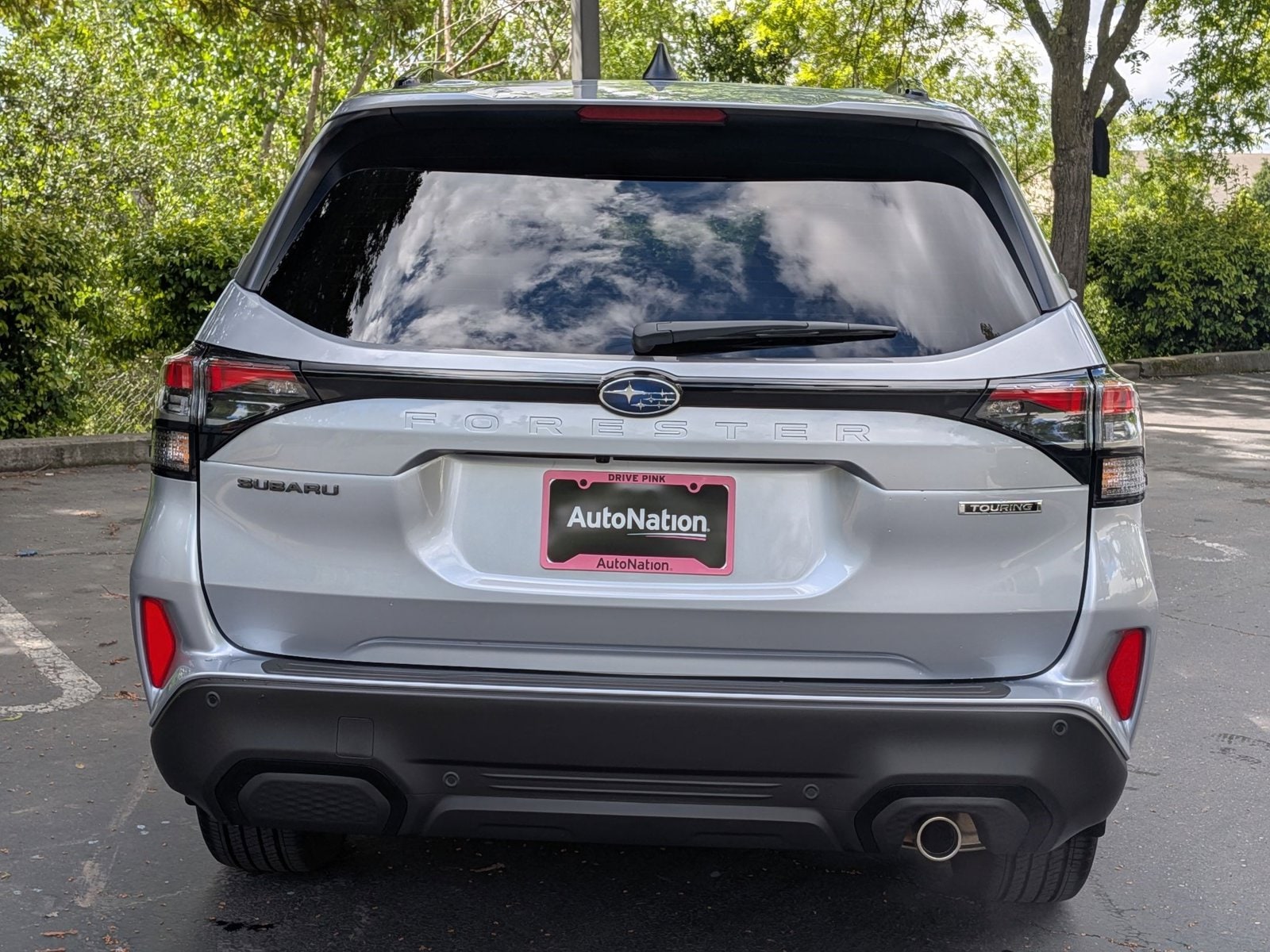 2025 Subaru Forester Touring photo 6