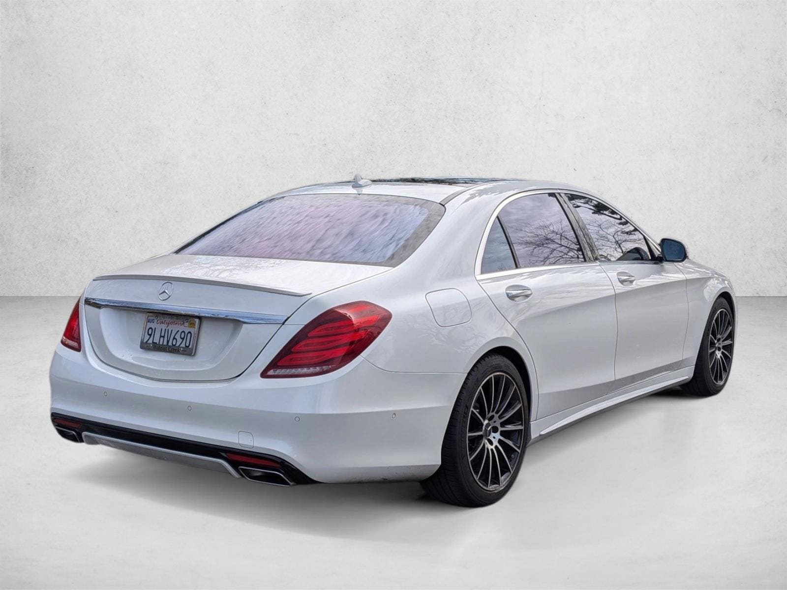 2016 Mercedes-Benz S-Class S 550 photo 5