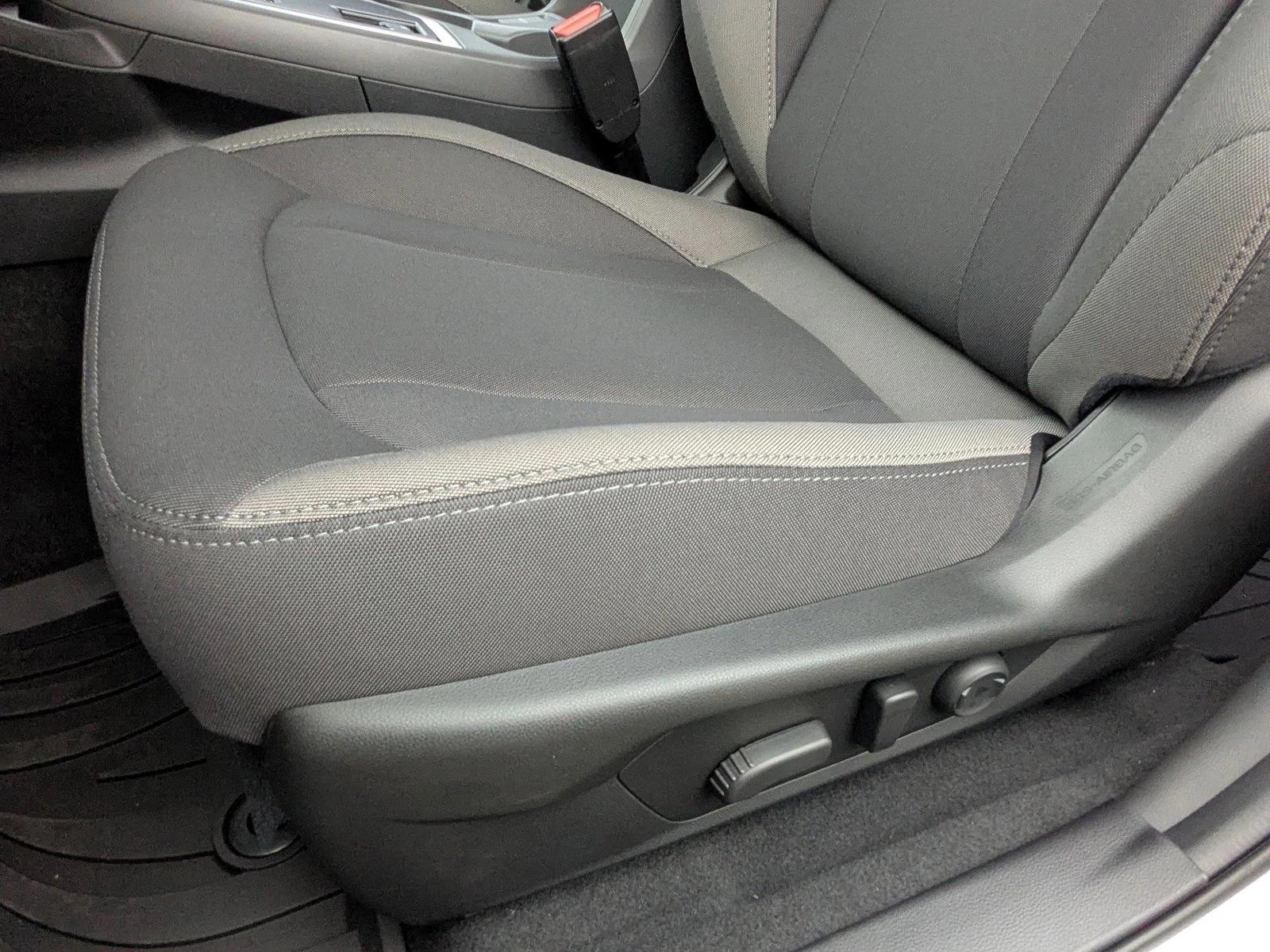 2025 Subaru Crosstrek Premium photo 4