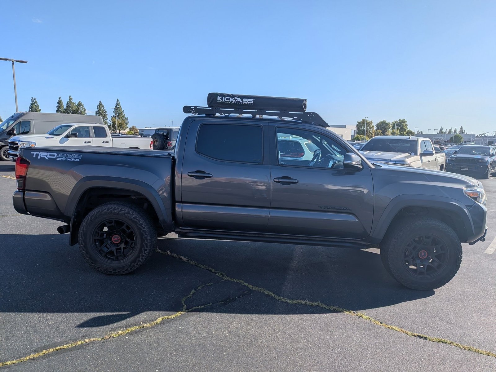 2019 Toyota Tacoma TRD Off Road photo 4