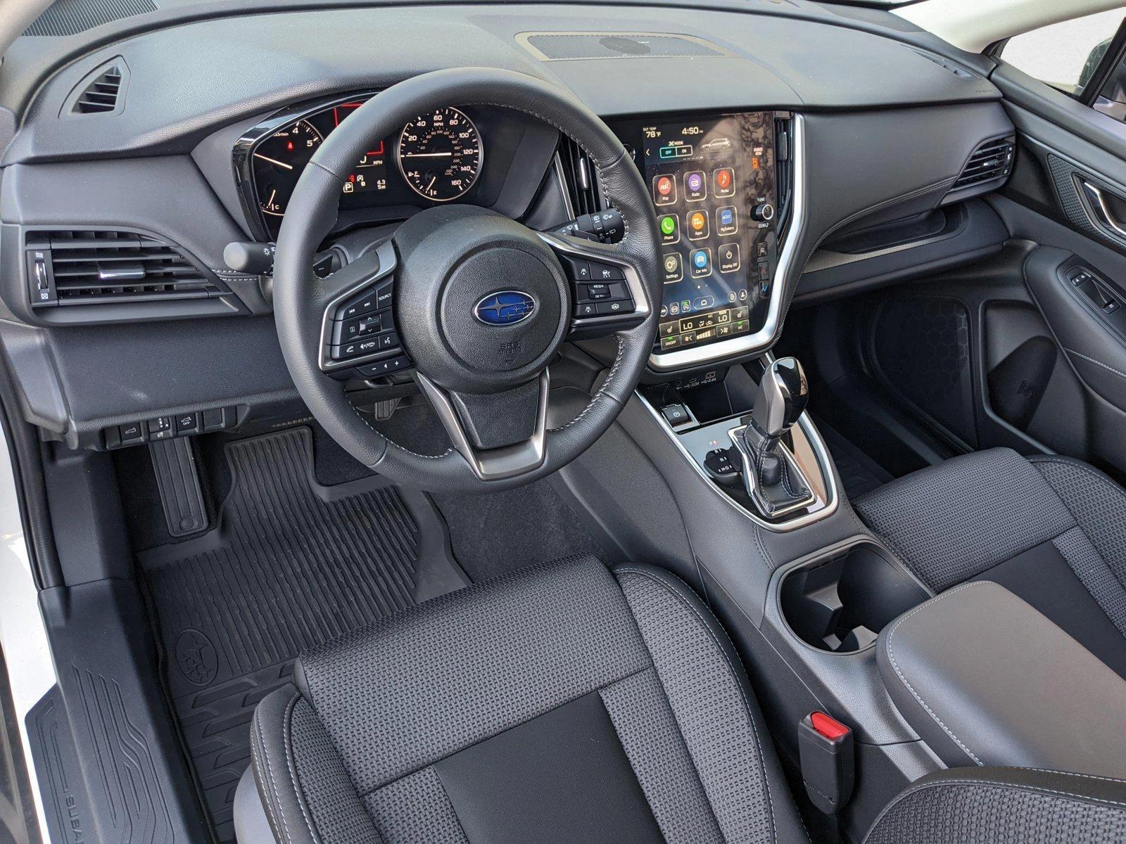 2025 Subaru Outback Premium photo 3