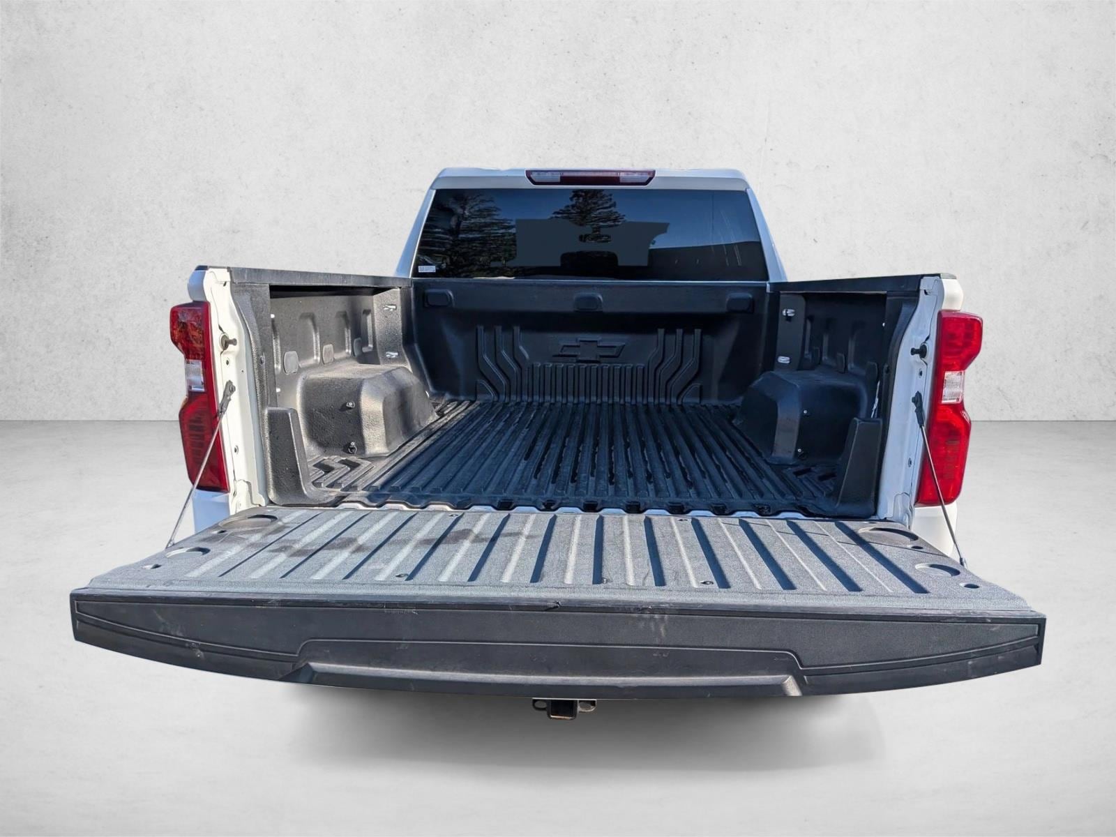 2019 Chevrolet Silverado 1500 LT photo 6