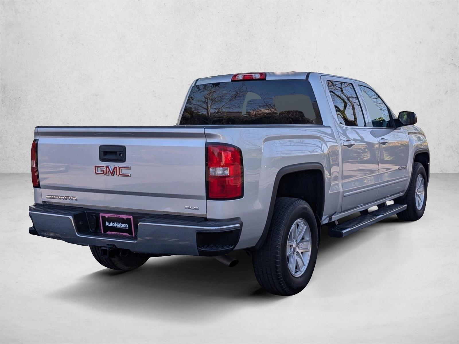 2016 GMC Sierra 1500 SLE photo 5