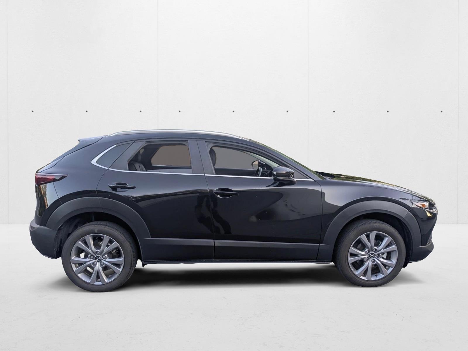 2022 Mazda CX-30 2.5 Select photo 4