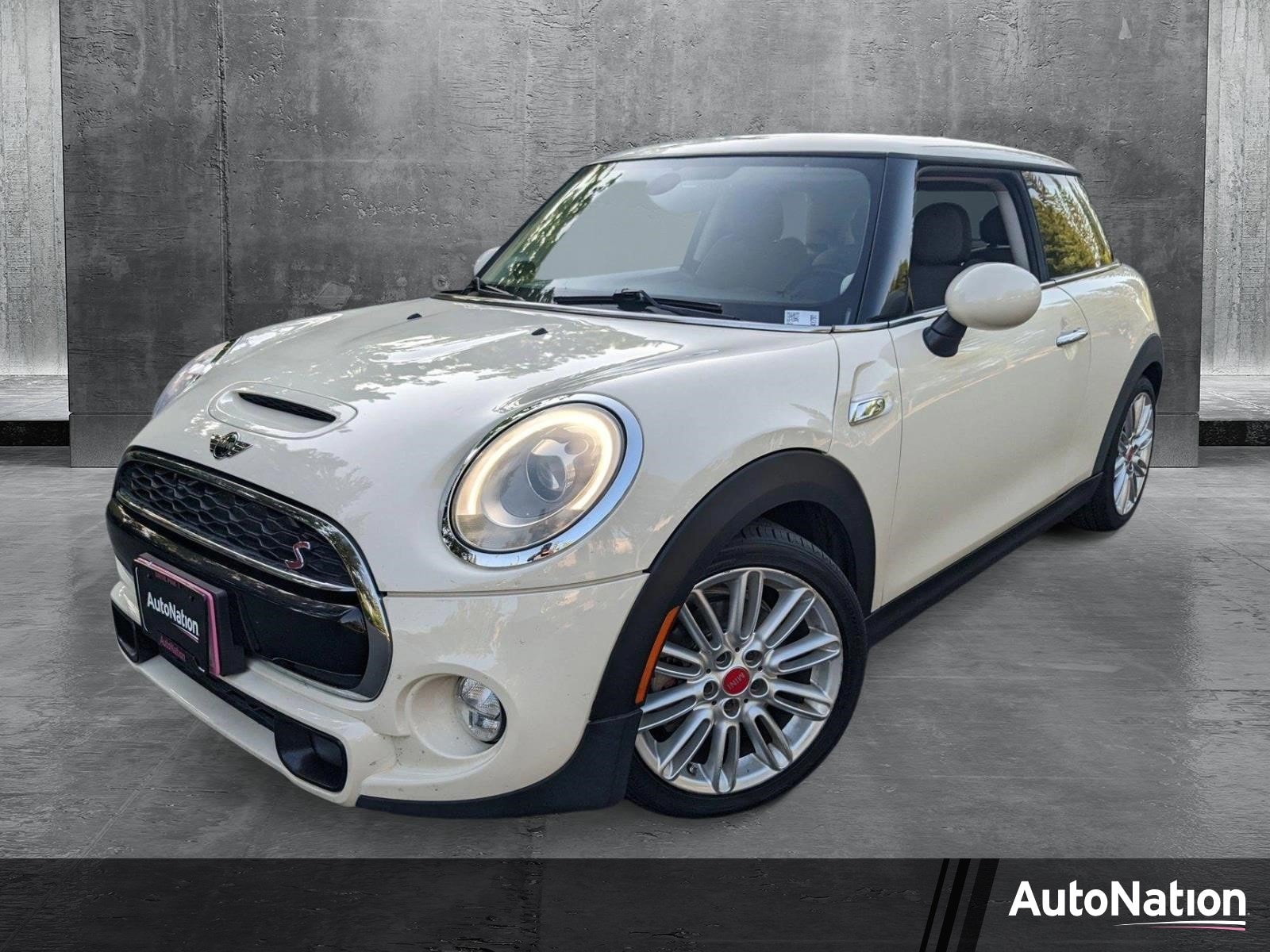 2015 MINI Cooper S's photo