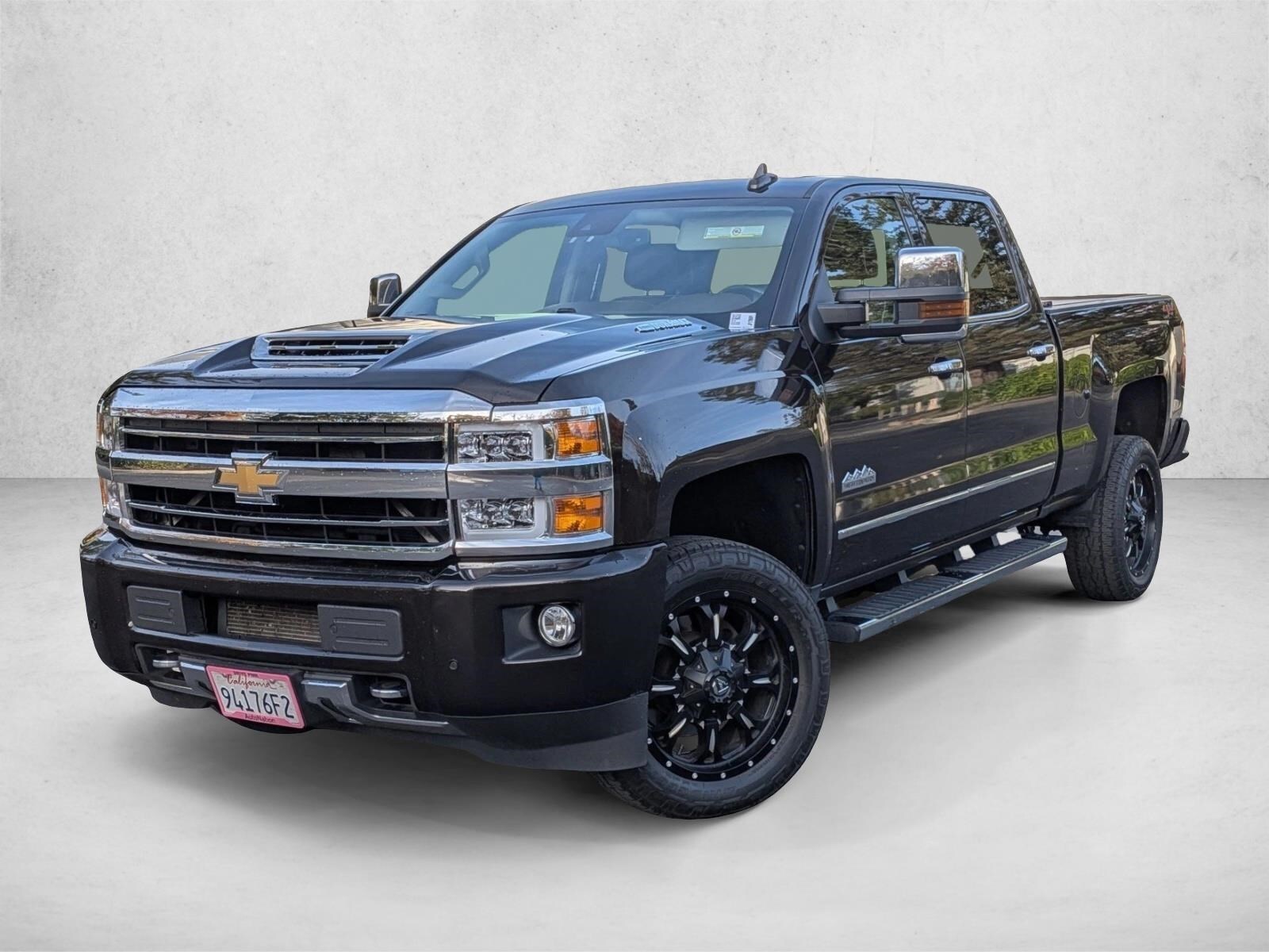 2018 Chevrolet Silverado 2500HD High Country's photo