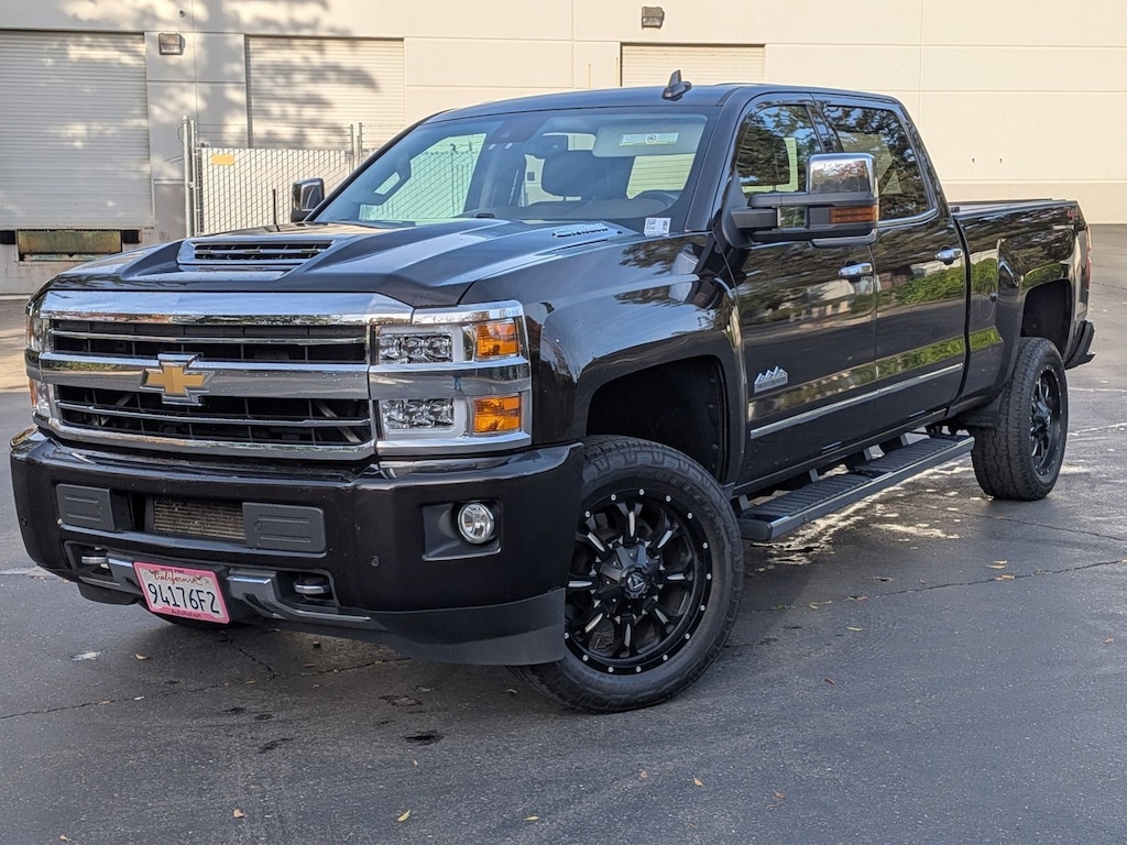 Used 2018 Chevrolet Silverado 2500HD High Country Truck Crew Cab