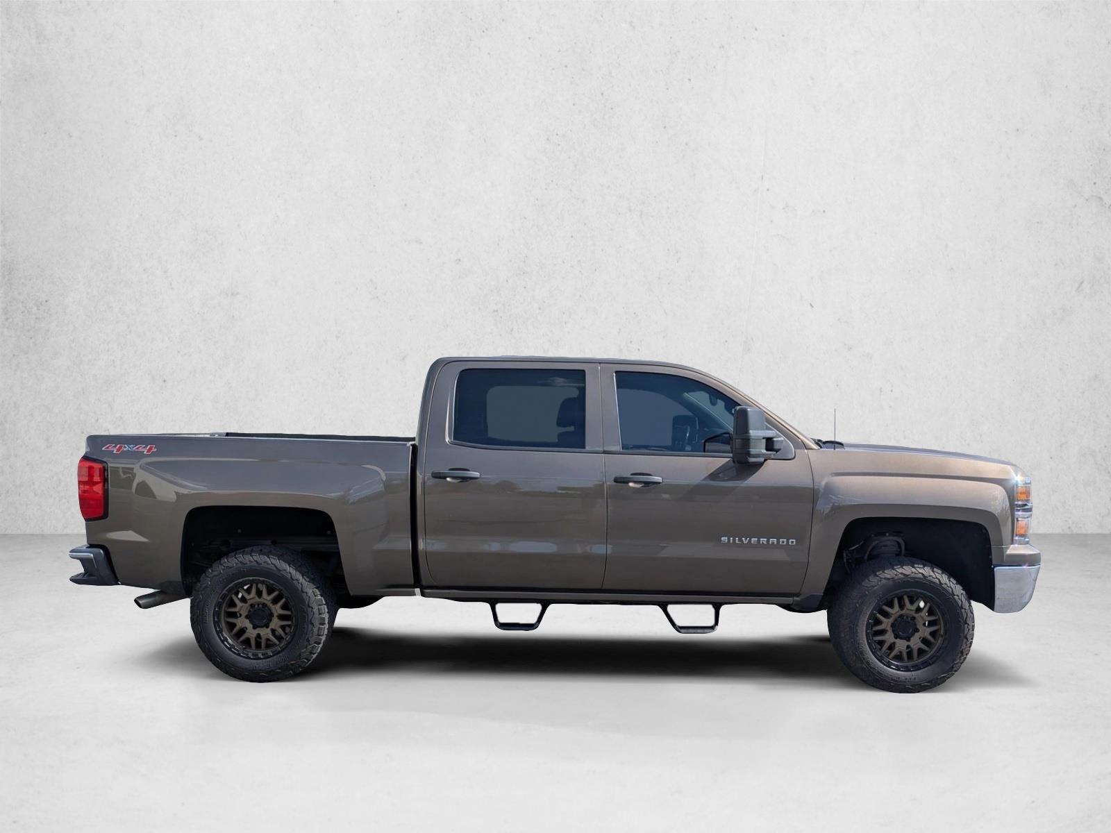 2014 Chevrolet Silverado 1500 LT photo 4