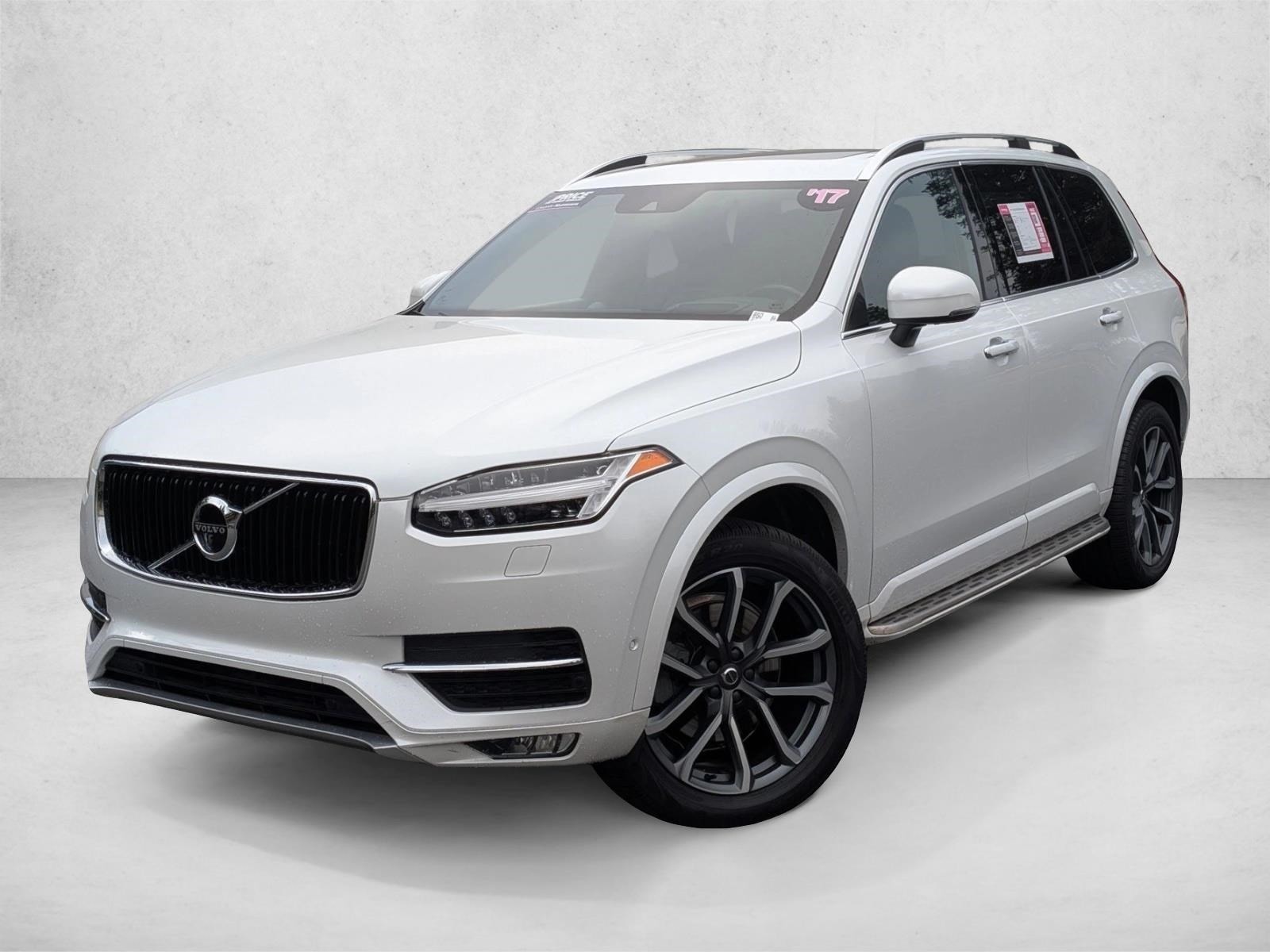 2017 Volvo XC90 Momentum