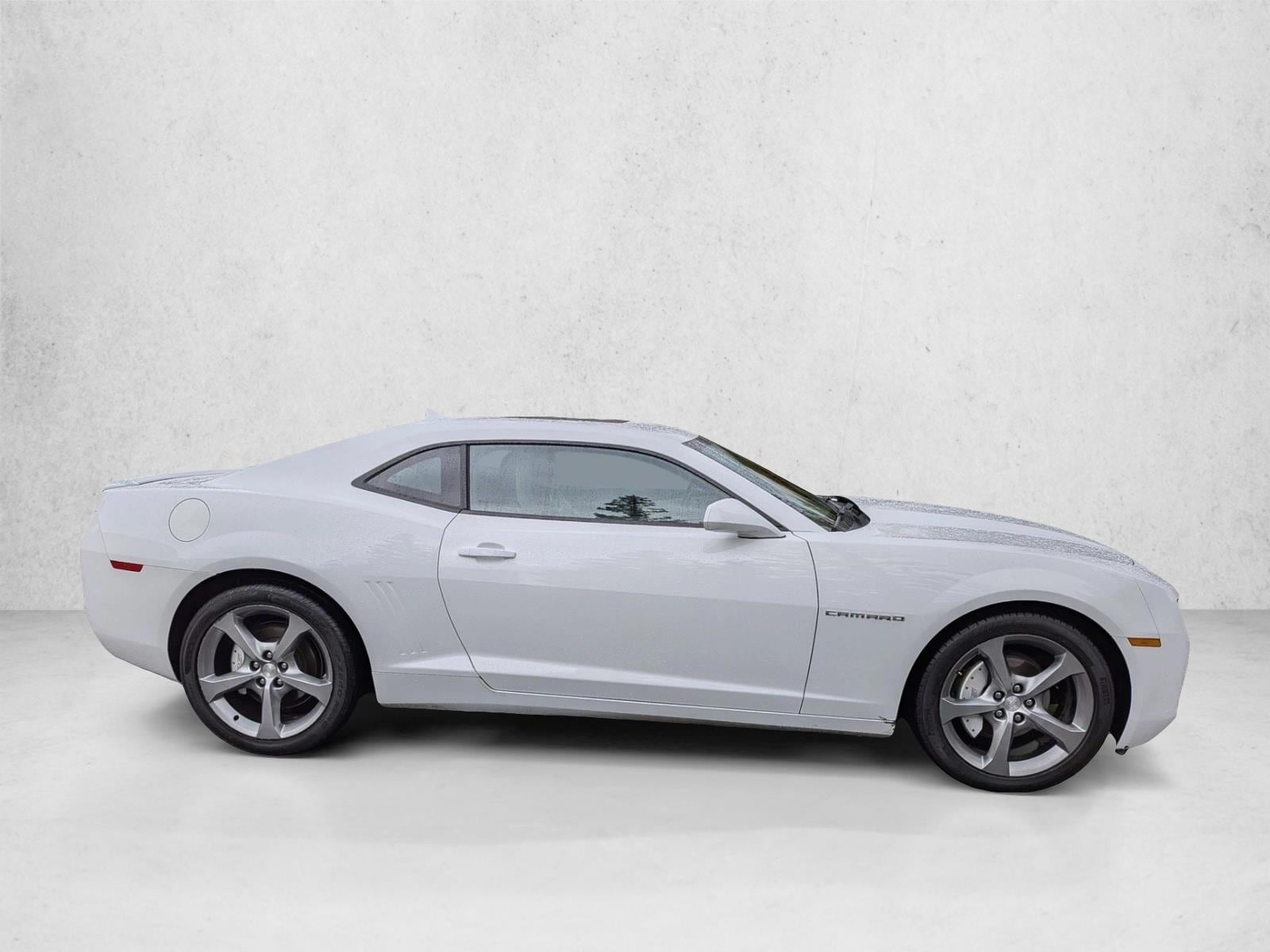 2013 Chevrolet Camaro LT photo 4