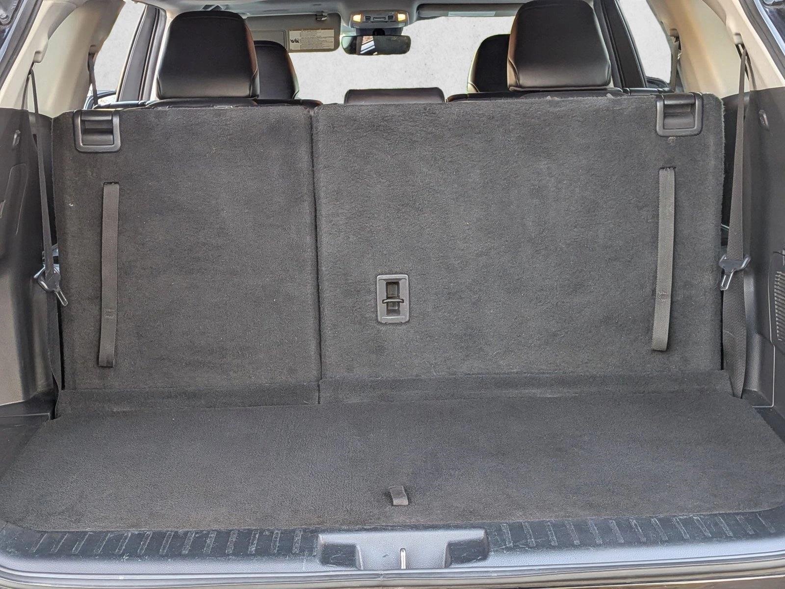 2022 Toyota Highlander XLE photo 5