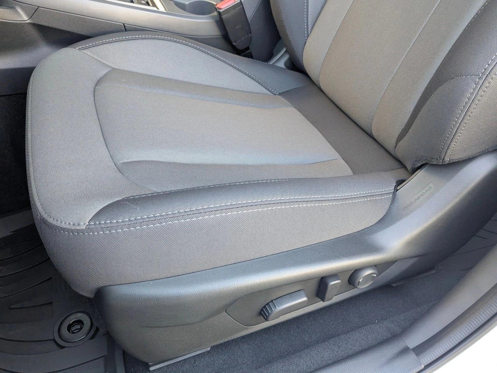 2025 Subaru Crosstrek Premium photo 4