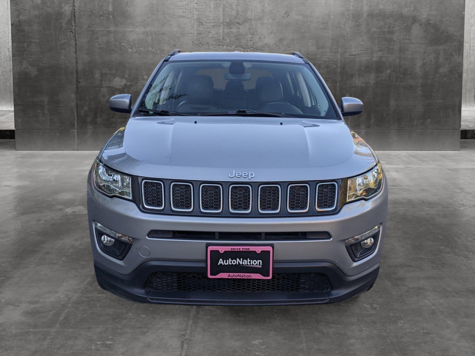 Used 2019 Jeep Compass Latitude with VIN 3C4NJDBB4KT828342 for sale in Roseville, CA