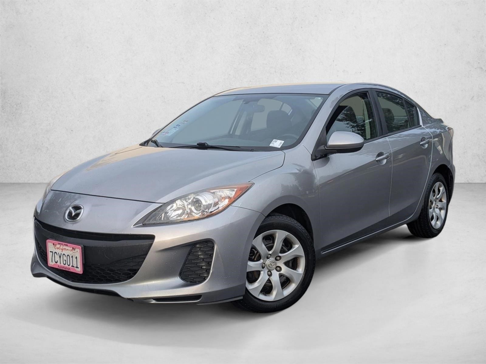 2013 Mazda MAZDA3 i SV's photo
