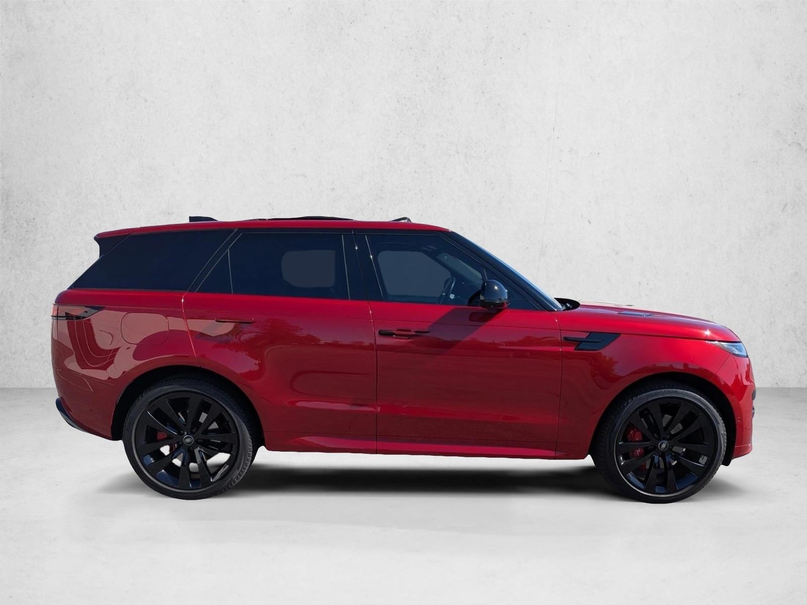 2023 Land Rover Range Rover Sport SE Dynamic photo 4