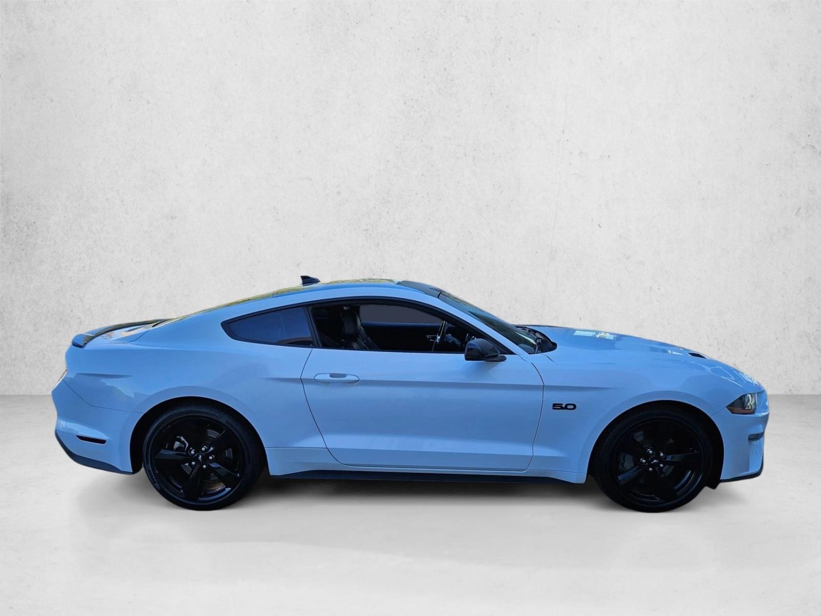 2022 Ford Mustang GT Premium photo 4