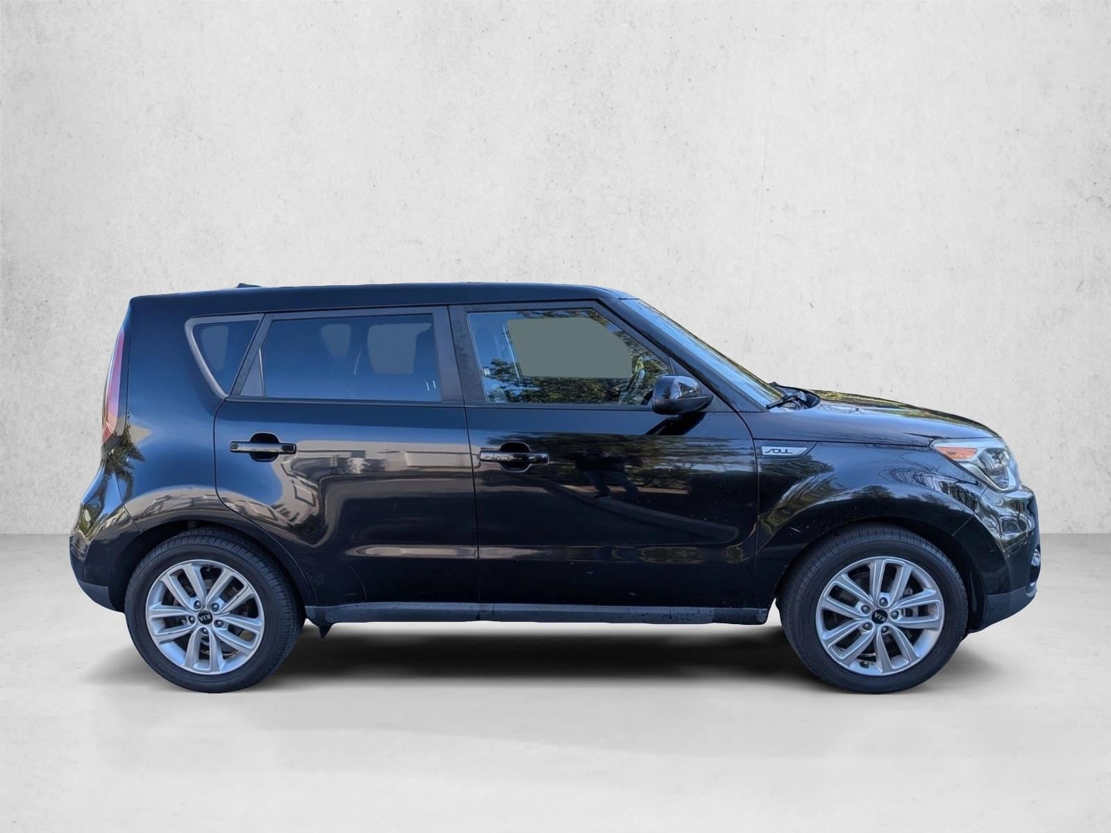 2018 Kia Soul + photo 4