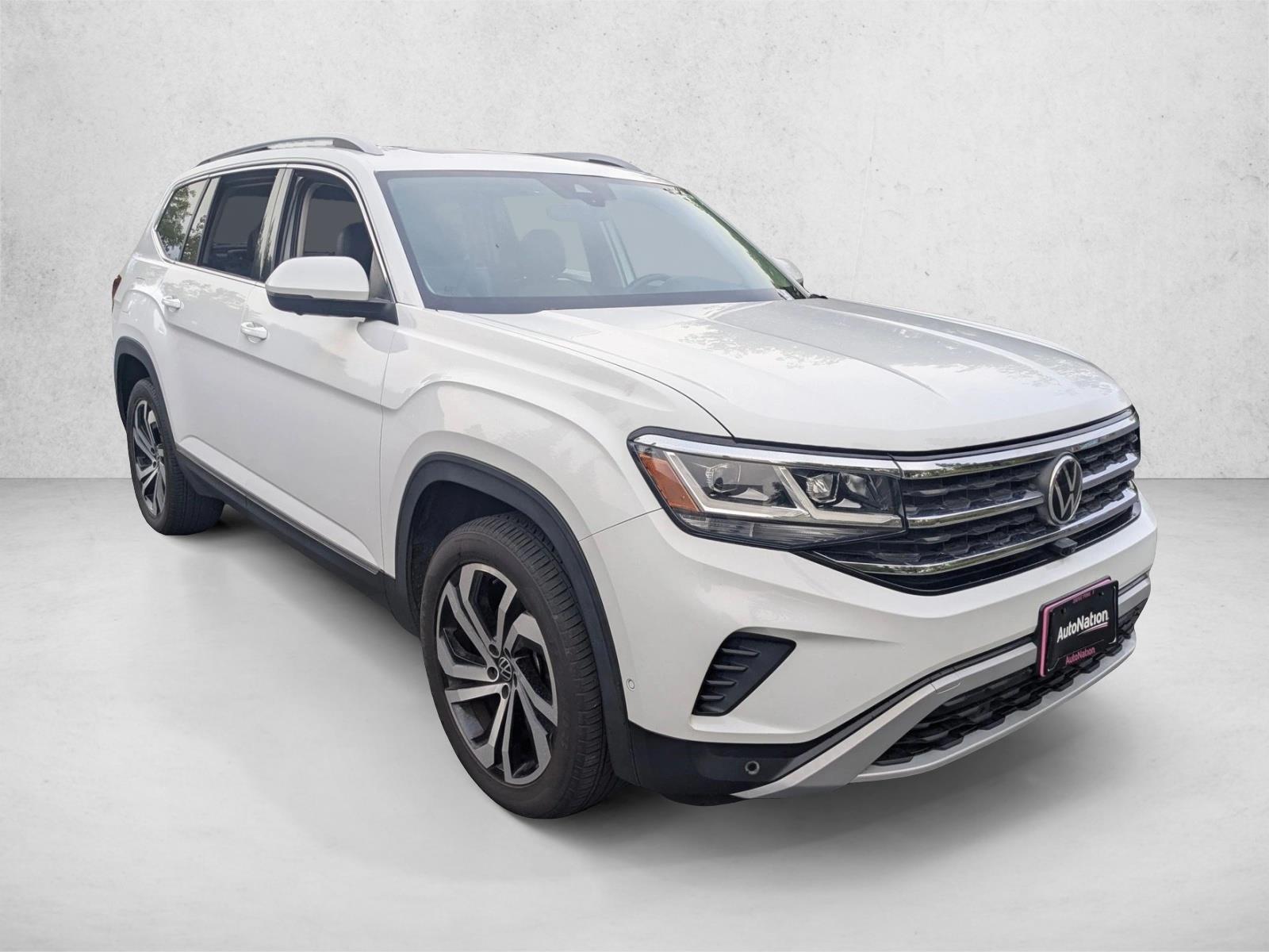 2021 Volkswagen Atlas V6 SEL Premium photo 2