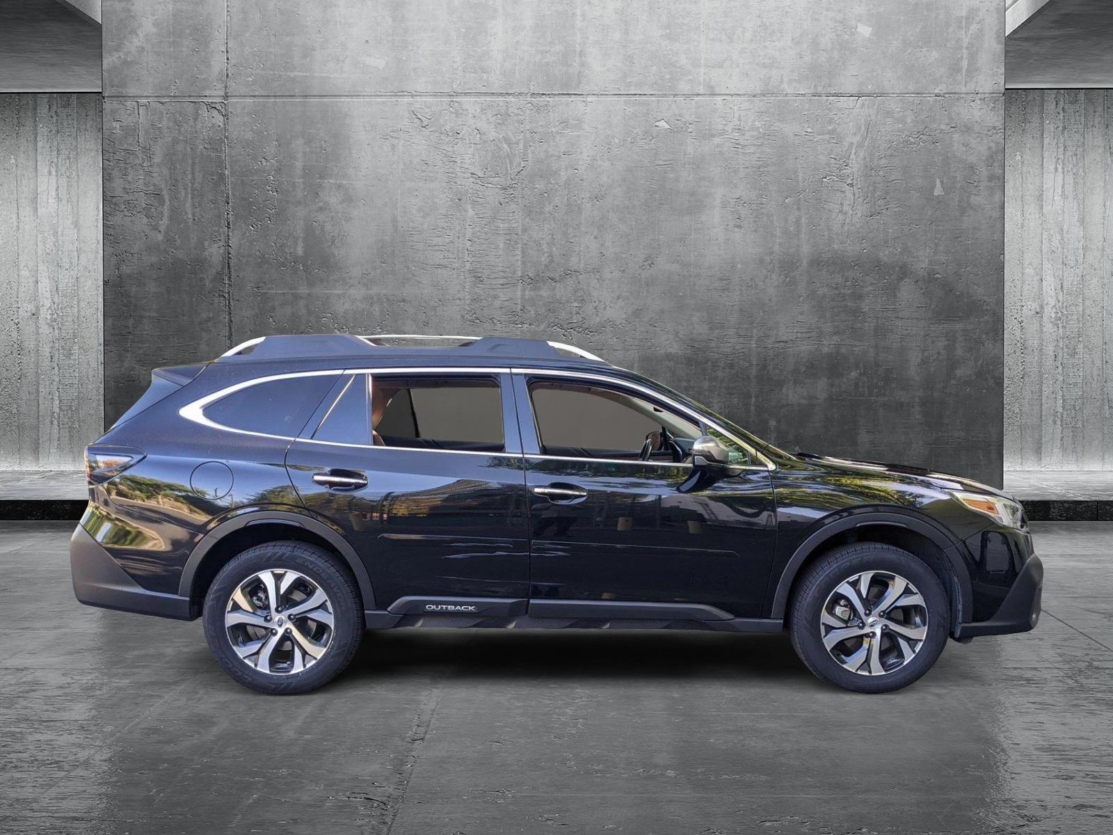2022 Subaru Outback Touring photo 4
