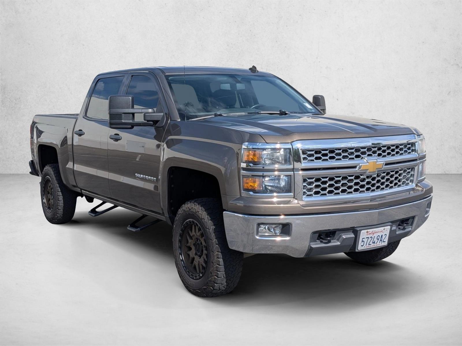 2014 Chevrolet Silverado 1500 LT photo 3
