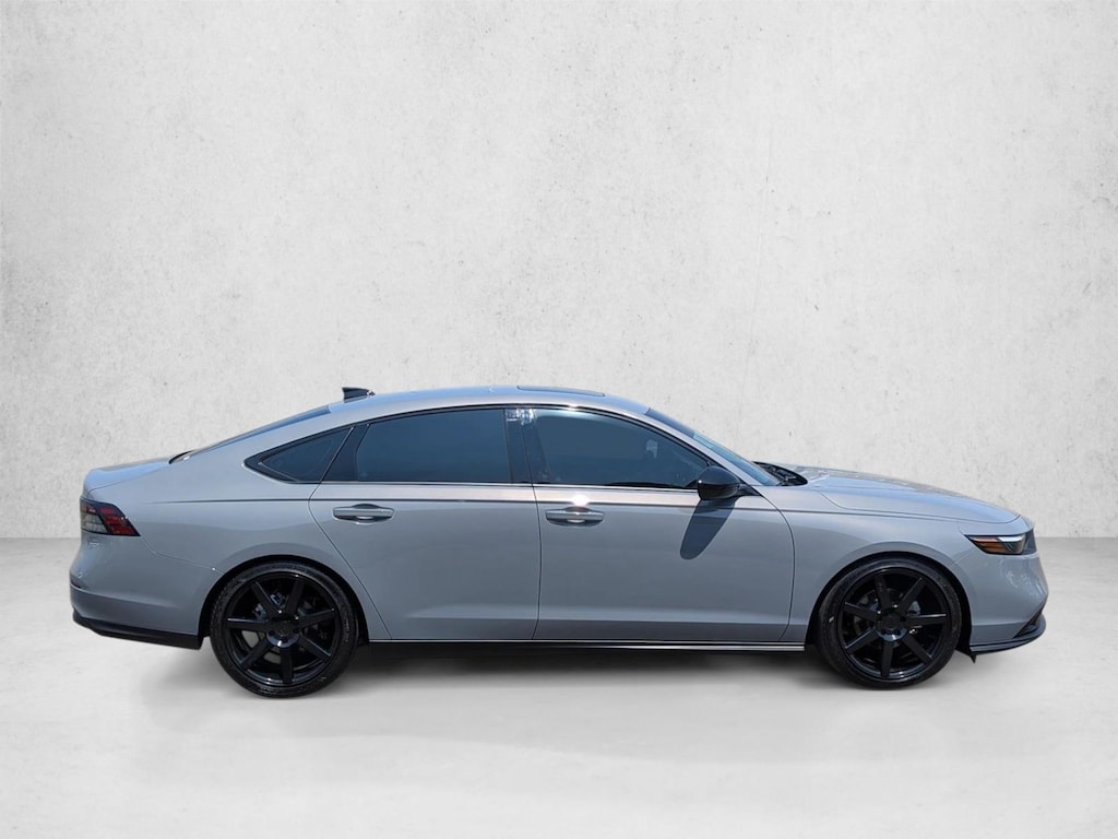Used 2025 Honda Accord SE Sedan