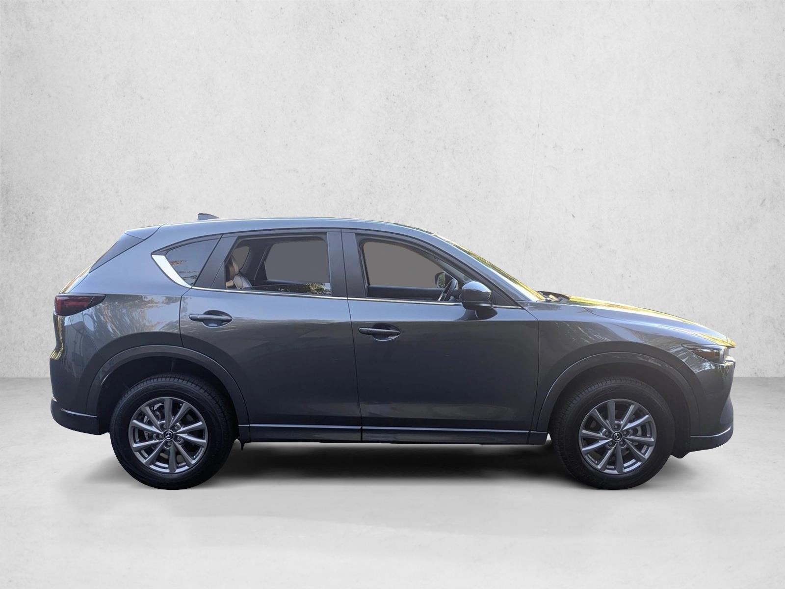 2025 Mazda CX-5 2.5 Select photo 4
