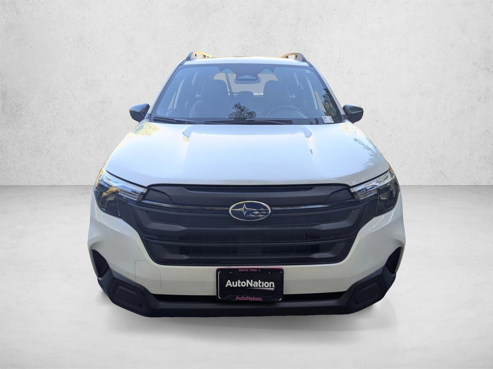 2025 Subaru Forester Base photo 2