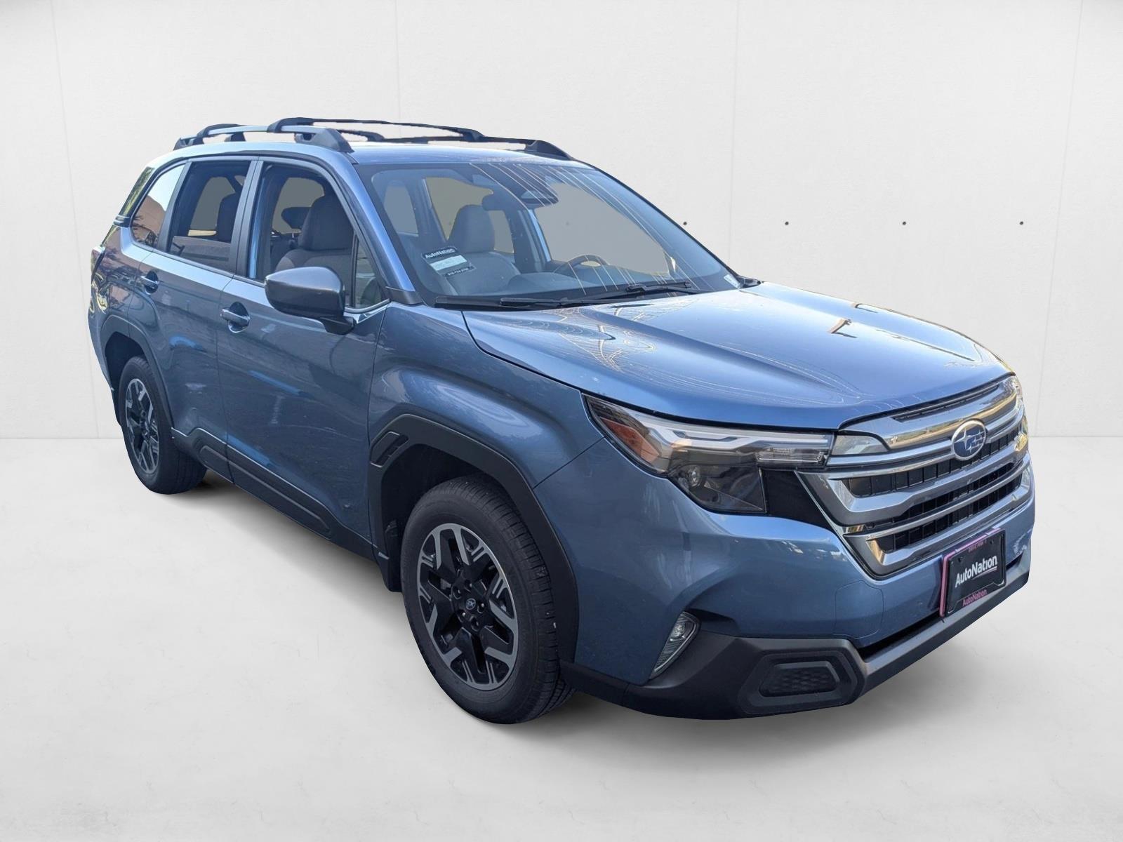 2025 Subaru Forester Premium Base photo 3