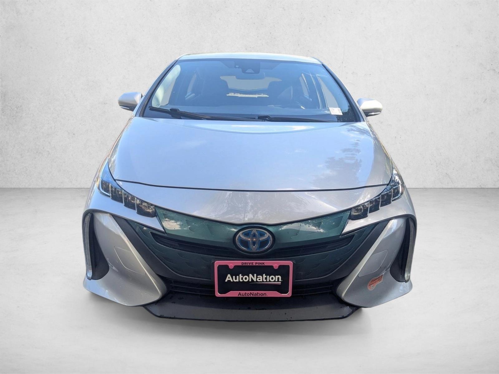 2019 Toyota Prius Prime Plus photo 2