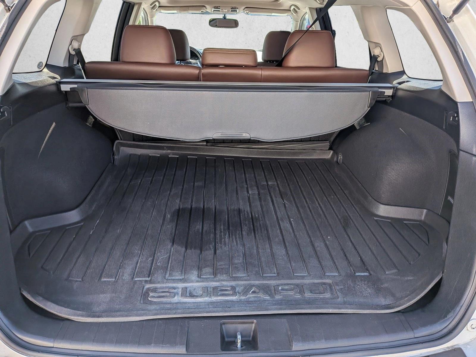 2013 Subaru Outback 2.5i Limited photo 5