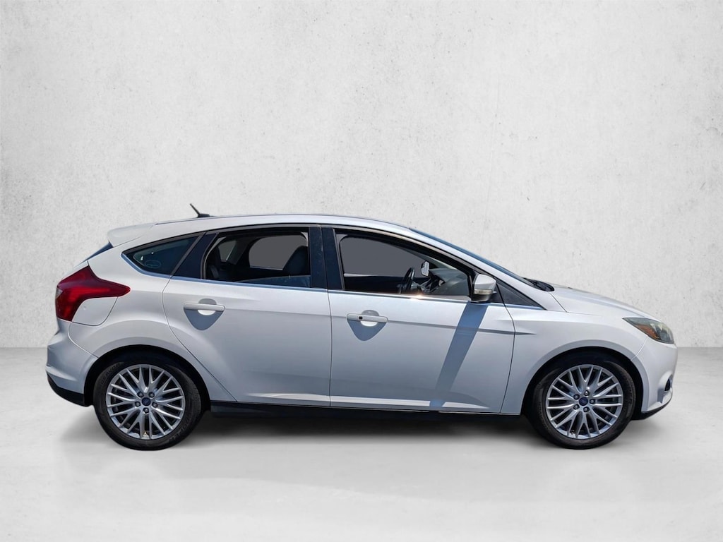 Used 2014 Ford Focus Titanium Hatchback