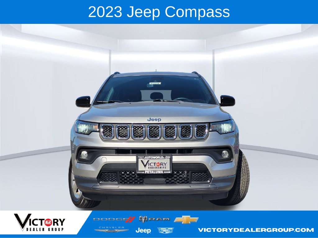 Used 2023 Jeep Compass Latitude with VIN 3C4NJDBN1PT533197 for sale in Petaluma, CA