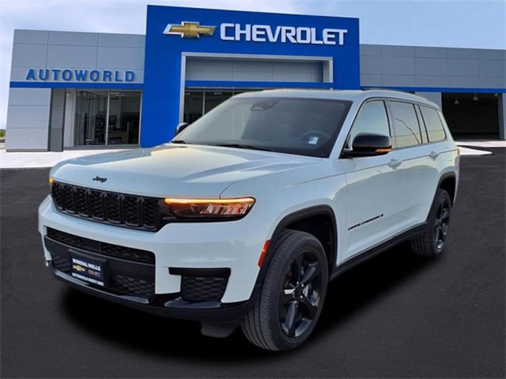 Used 2023 Jeep Grand Cherokee L Altitude