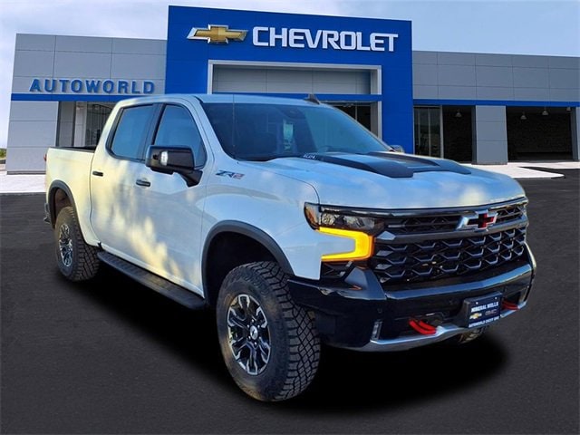 2026 Chevrolet Silverado 1500 ZR2's photo