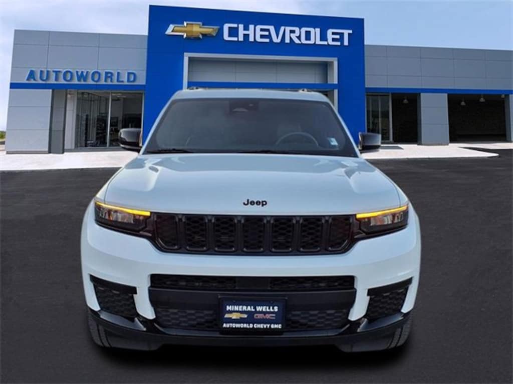 Used 2023 Jeep Grand Cherokee L Altitude