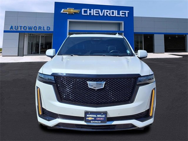 2023 Cadillac Escalade Sport Platinum photo 2