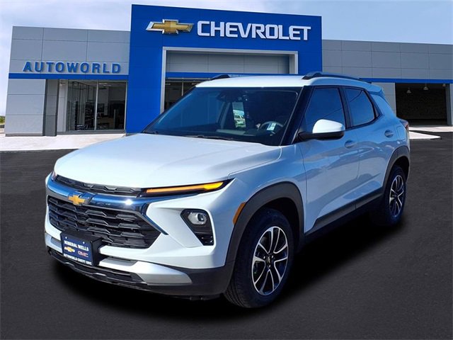 2026 Chevrolet Trailblazer LT photo 2