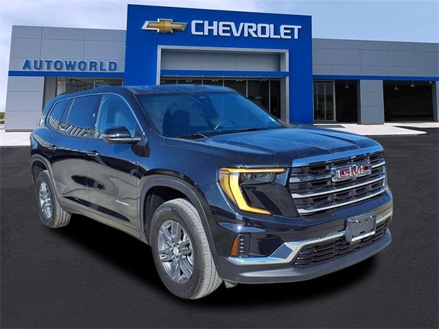 2025 GMC Acadia Elevation's photo