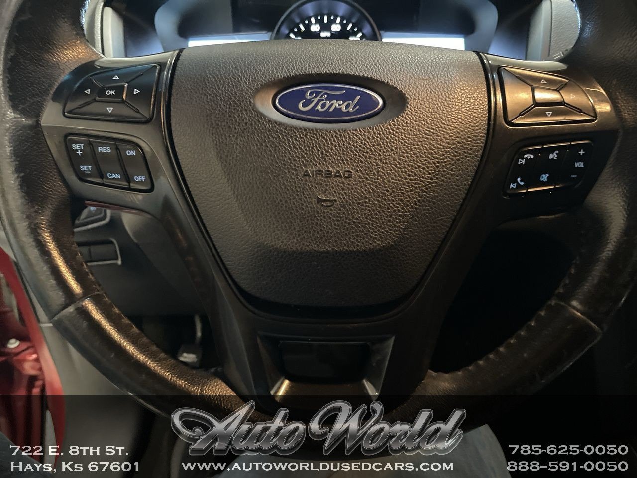 2016 Ford Explorer XLT - Photo 10