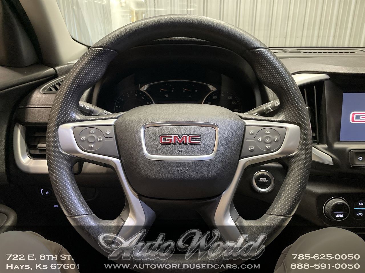 2022 GMC Terrain SLE - Photo 10