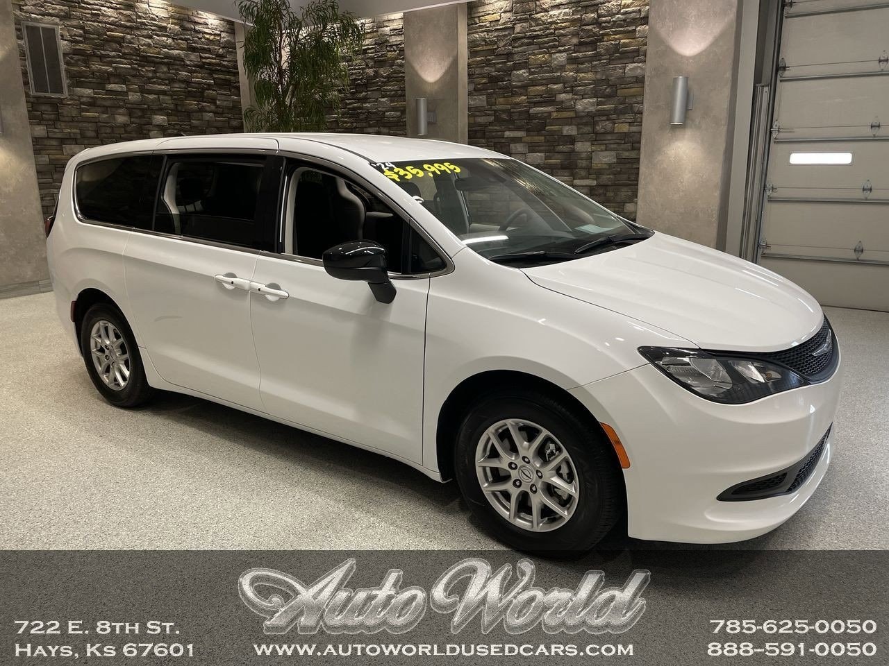 2024 Chrysler Voyager LX Van Passenger's photo